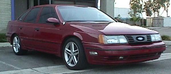 Ford Taurus SHO